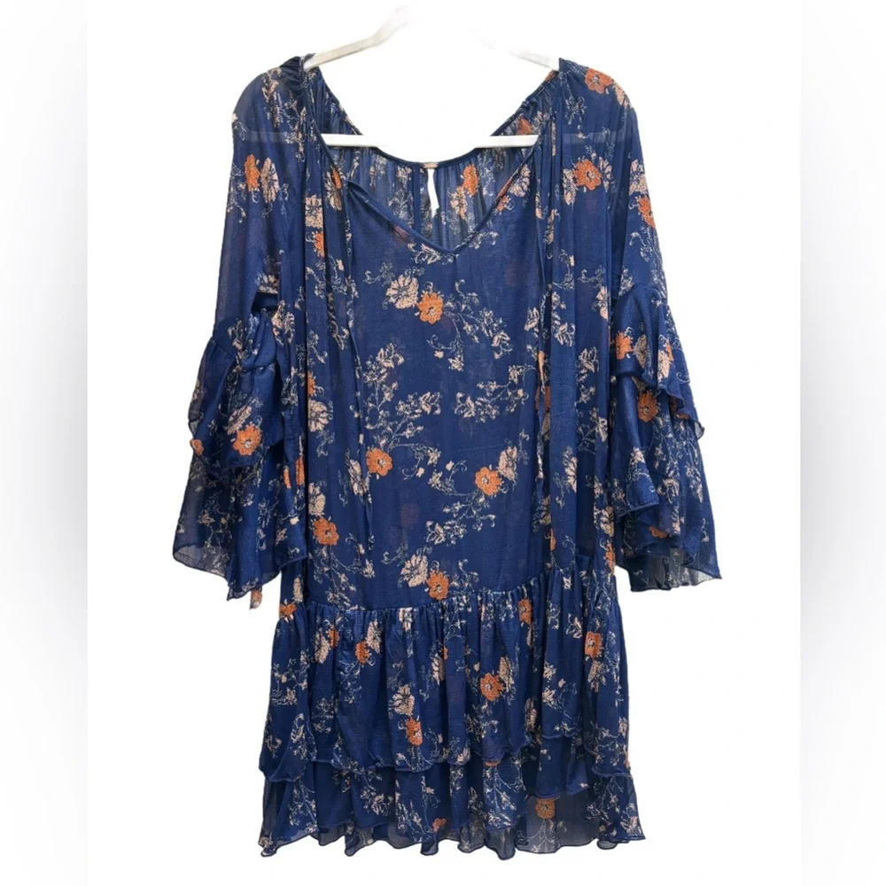 Free People “Sunsetter” Blue floral ruffle sheer mini dress, size Medium 🦋 - Picture 4 of 11